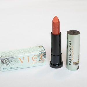 Limited Edition Urban Decay BEACHED VICE LIPSTICK